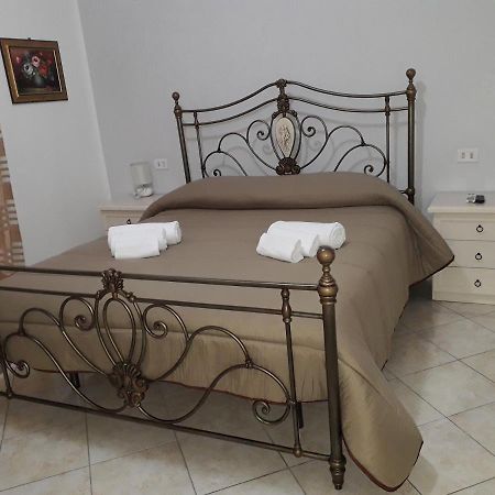 Apartment La Maison Мессина Экстерьер фото