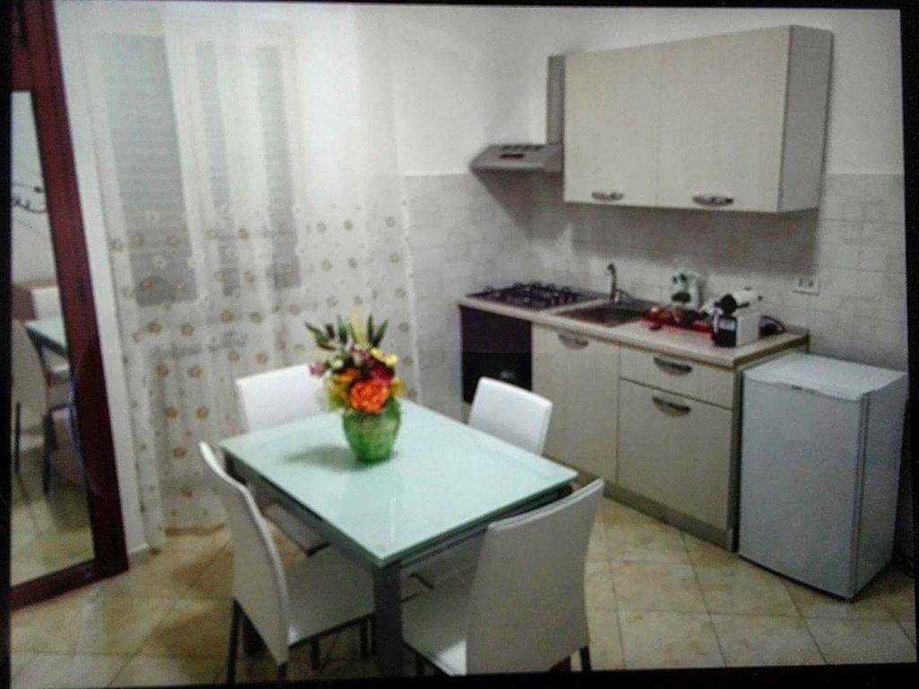 Apartment La Maison Мессина Экстерьер фото